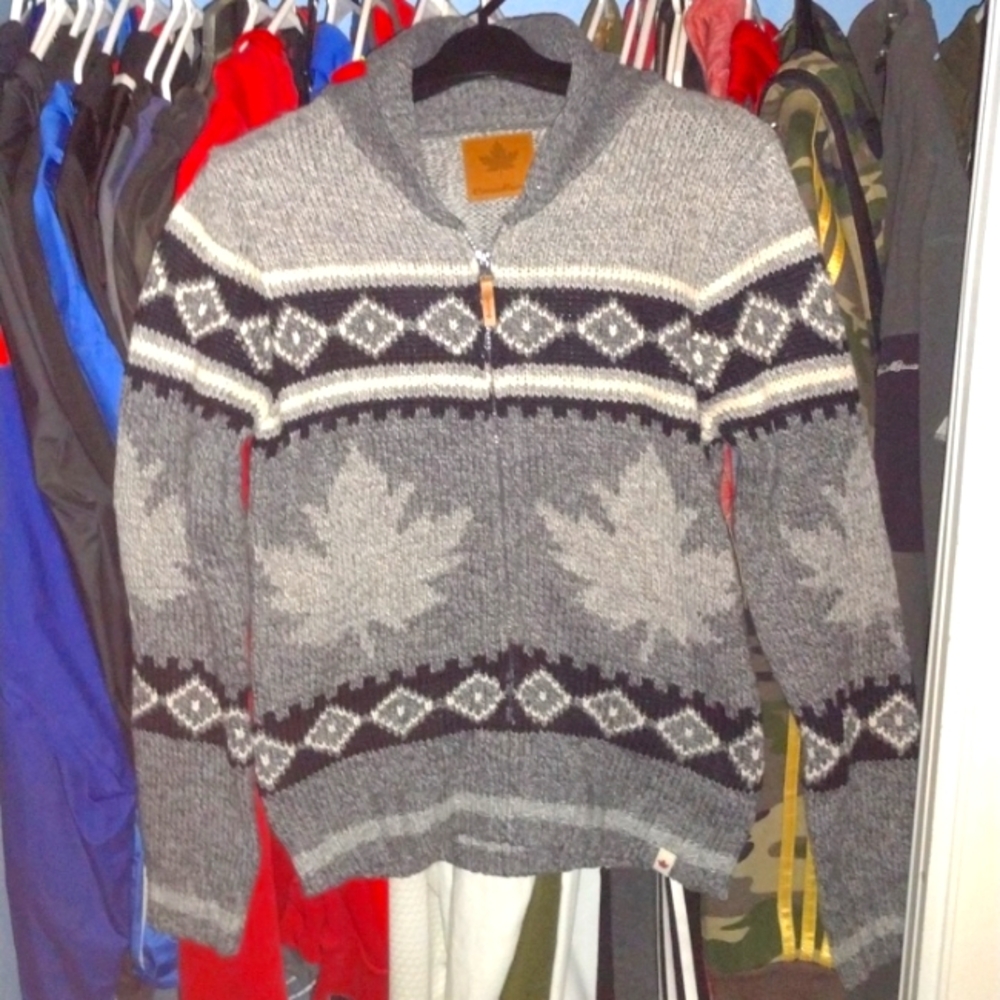 Vintage Walmart Canadian knit